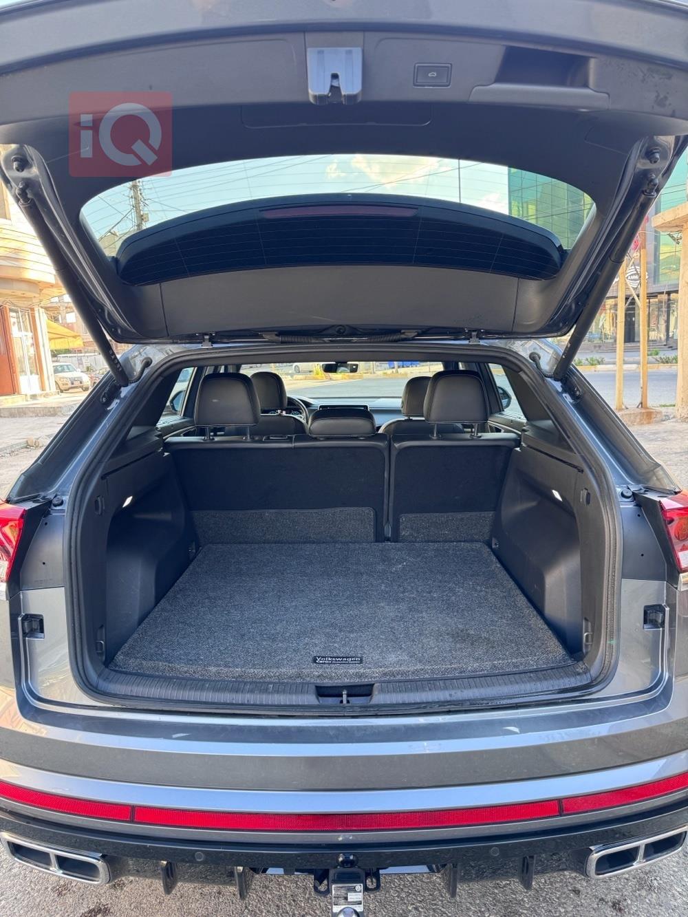 فولكسفاغن أطلس كروس سبورت